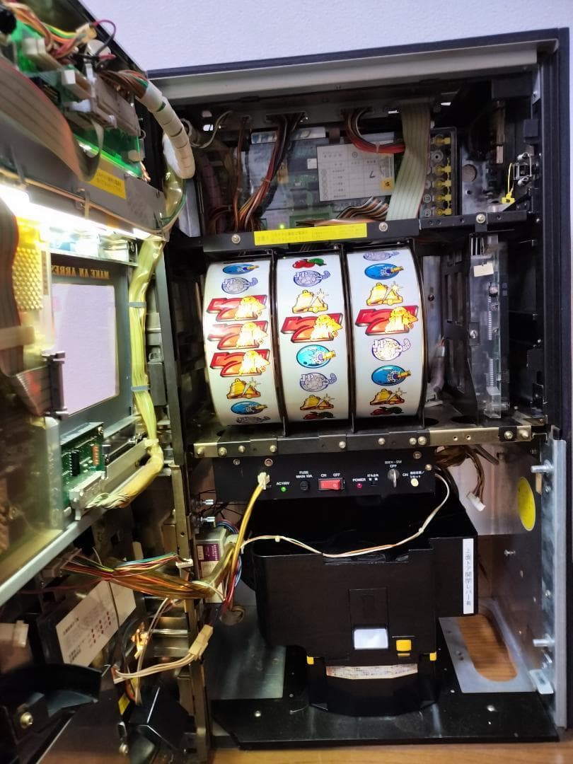 【パチスロ実機】高砂★ロッキー【不要機付】４号機・レア・希少台・人気台