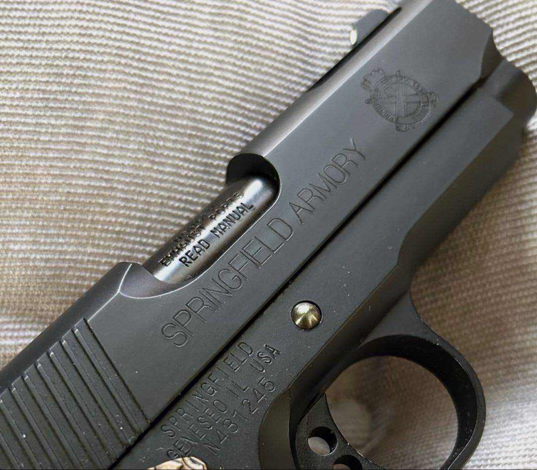 【WA】V10ウルトラコンパクト／オールブラック＋VZ G10グリップ ハイエナ