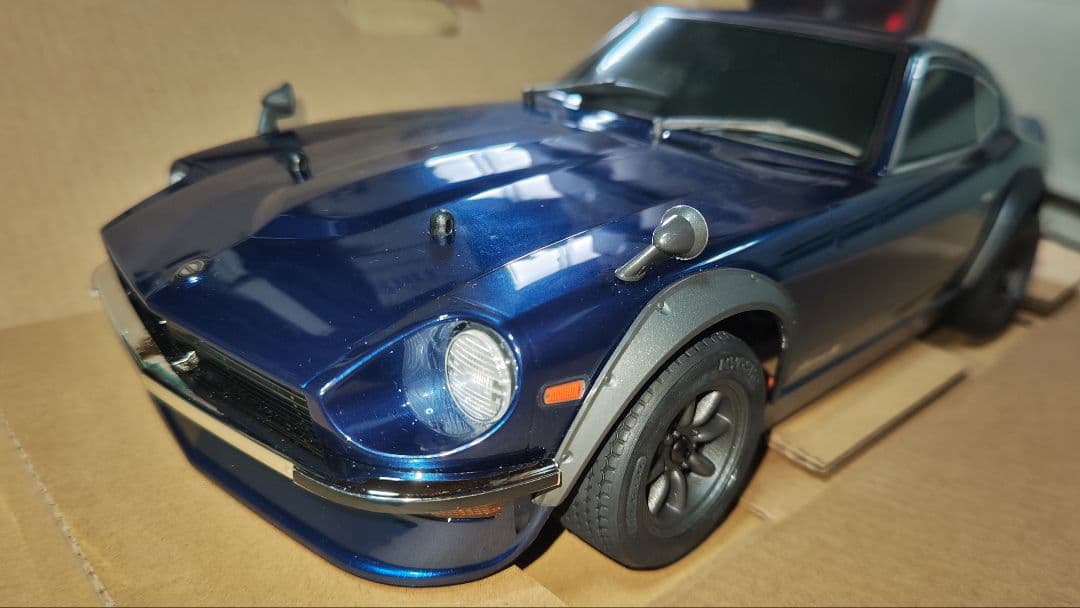 京商　FAZER Mk2 ダットサン240Z　メタリックブルー