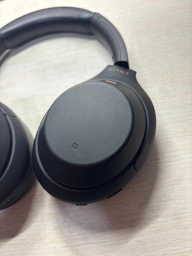 SONY WH-1000XM4 ブラック ワイヤレスヘッドホン ケース付属品あり