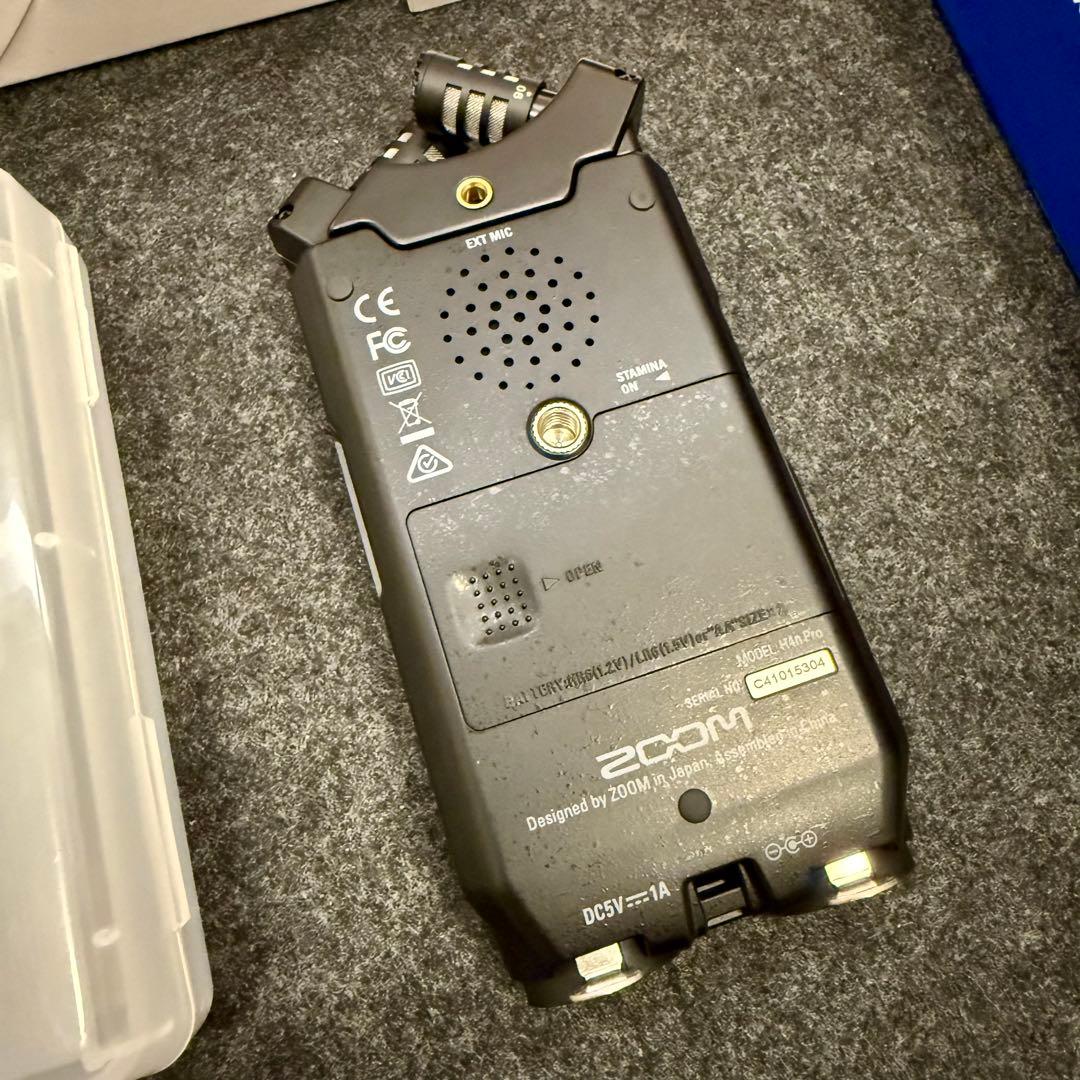 【極美品】ZOOM H4n Pro ハンディレコーダー 本体とアクセサリーパック