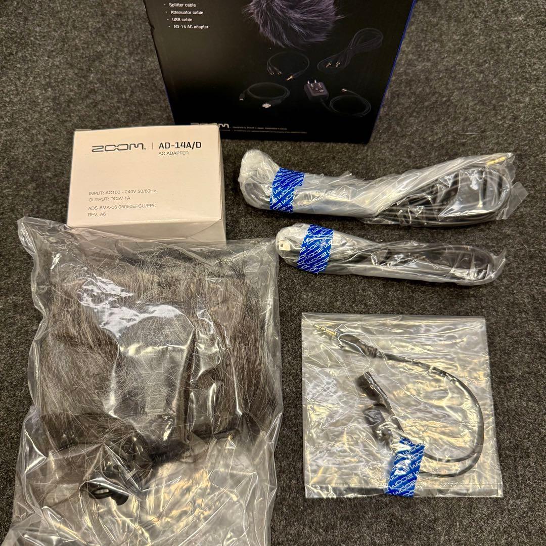 【極美品】ZOOM H4n Pro ハンディレコーダー 本体とアクセサリーパック