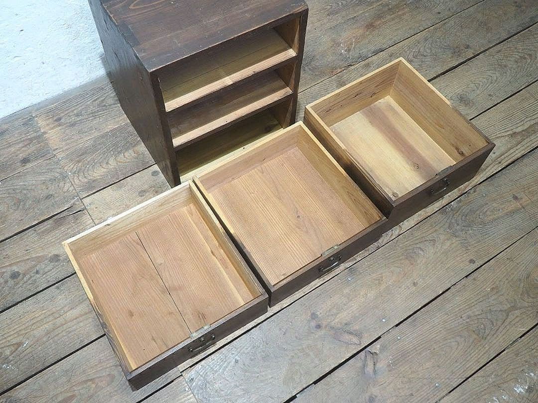 1359 レトロな小引き出し　収納棚　ケース　古家具　古道具　アンティーク　台