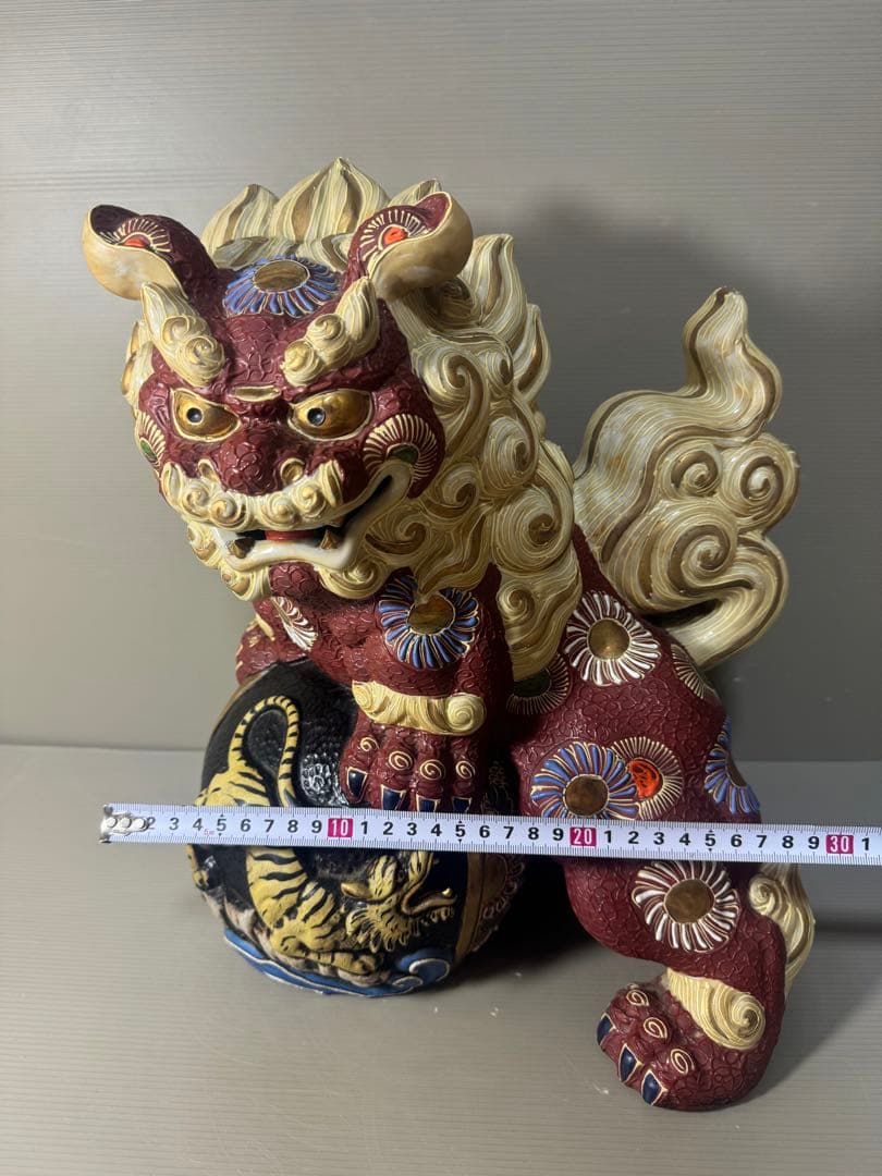 2345 九谷焼 八幡窯　金彩 虎文　唐獅子 縁起物 置物
