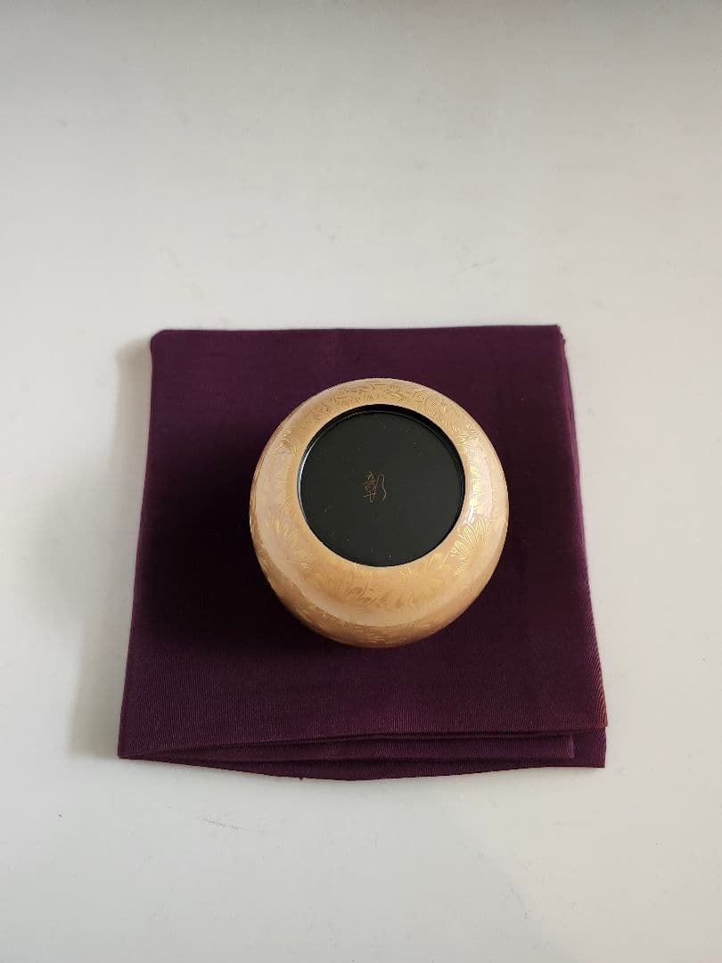 ☆セール☆　棗　大棗　菊　菊彫詰　白漆　輪島　彫り師　加門彰作　木箱入