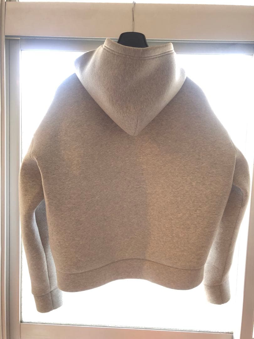 YUKI ファンクラブ限定フーディ