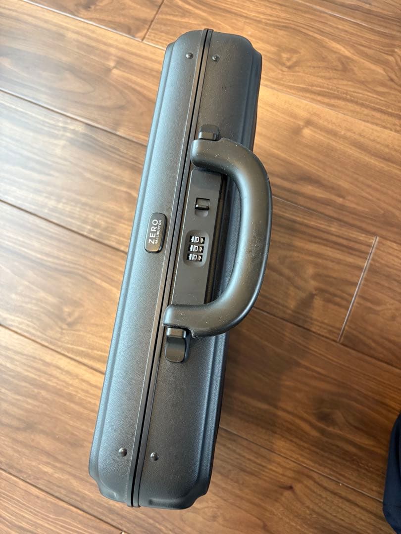 ゼロハリバートン　アタッシュケース　ブリーフケース　ブラック