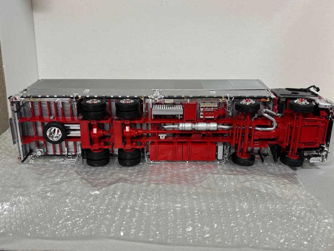 1/32 デコトラプラモデル スーパーグレート 4軸低床 冷凍ウイング 完成品