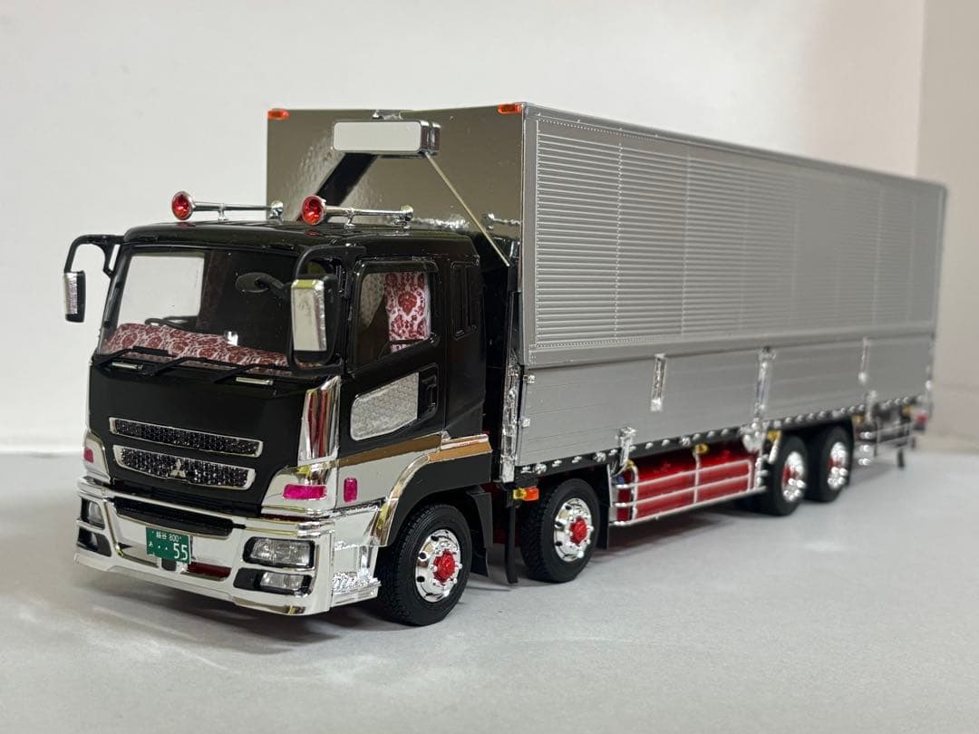 1/32 デコトラプラモデル スーパーグレート 4軸低床 冷凍ウイング 完成品