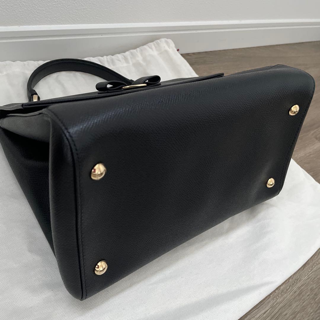 【新品同様】Ferragamo フェラガモ2Wayバッグ 黒