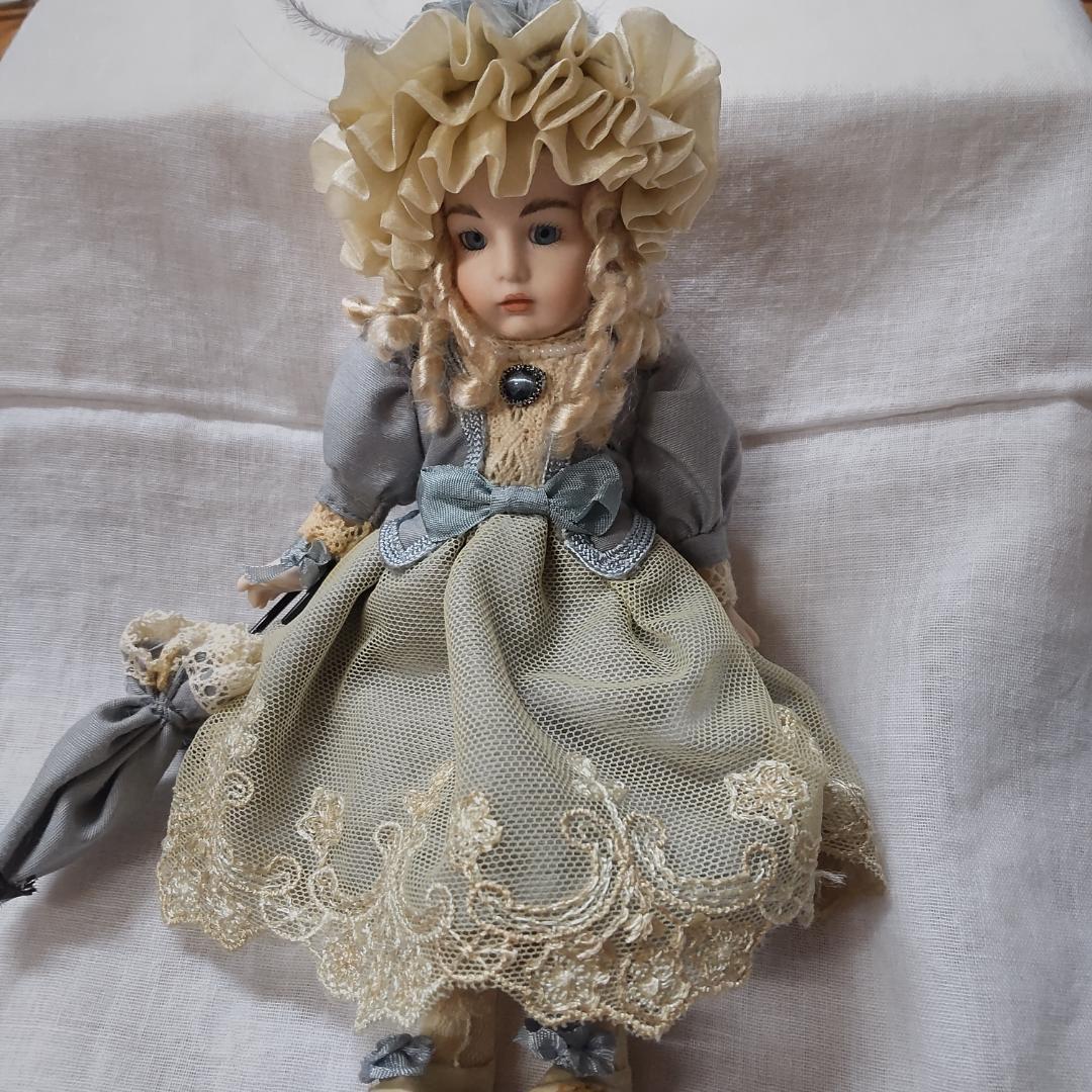 ミニョネット　アンティークドールリプロ　人形　ブリュ風
