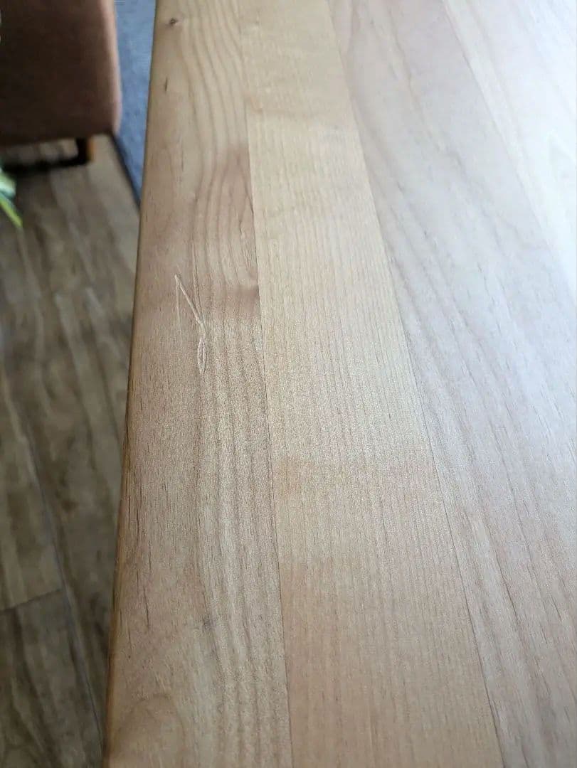 希少　ニトリ　アルナス　ダイニングテーブル　無垢