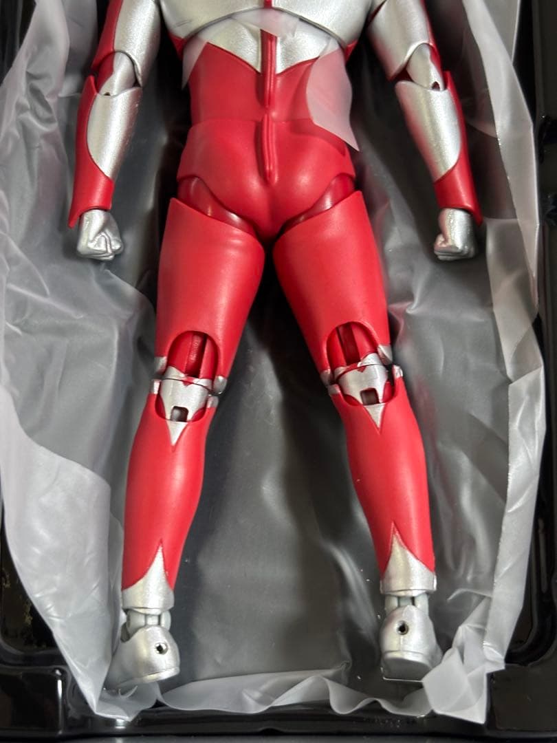 真骨彫製法 ウルトラマンティガ パワータイプ フィギュアーツ