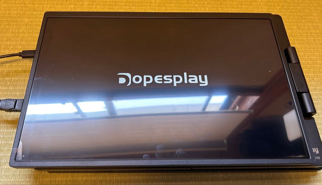 パソコンモニター