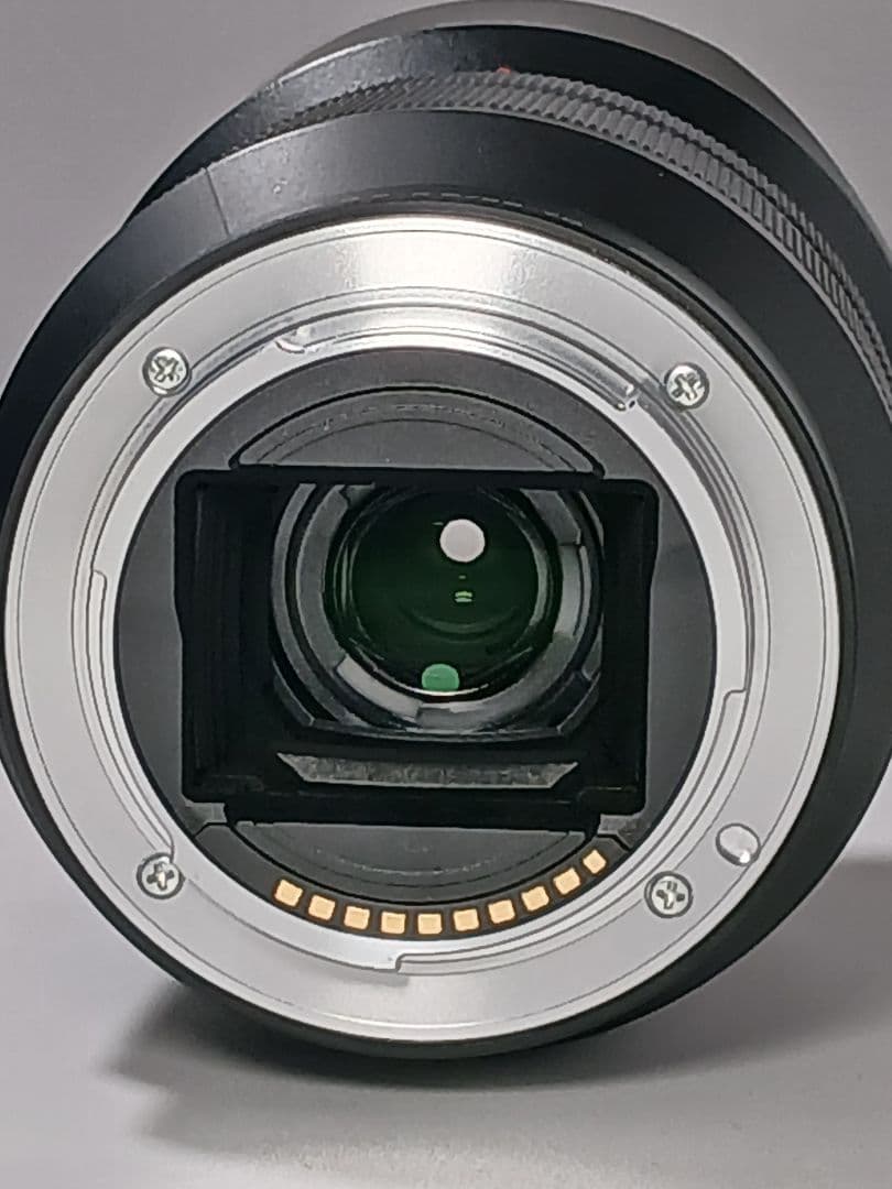 SONY FE 28-70mm F3.5-5.6 OSS ズームレンズ