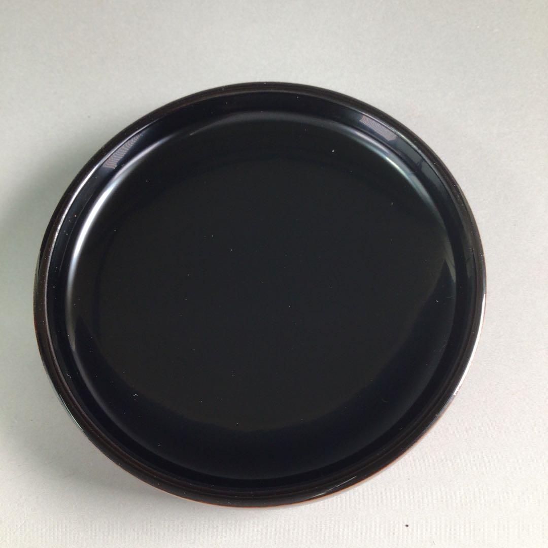 Ｒ１３０　香合　『指物師　稲尾誠中斎作』『溜塗』『余木』『丸香合』　共箱　茶道具