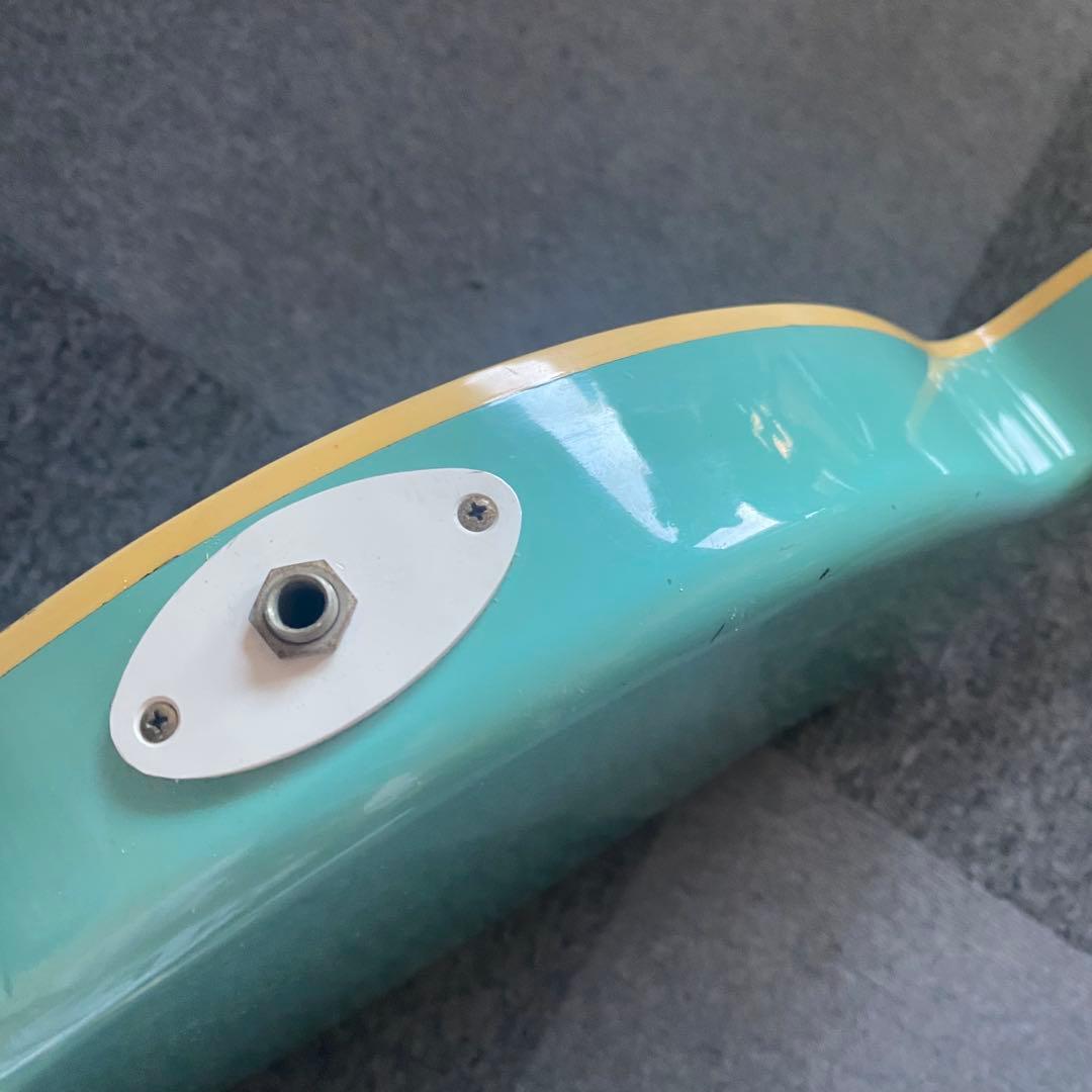 椎名林檎 愛用 デューセンバーグ グレッチタイプセミアコ ノーブランド