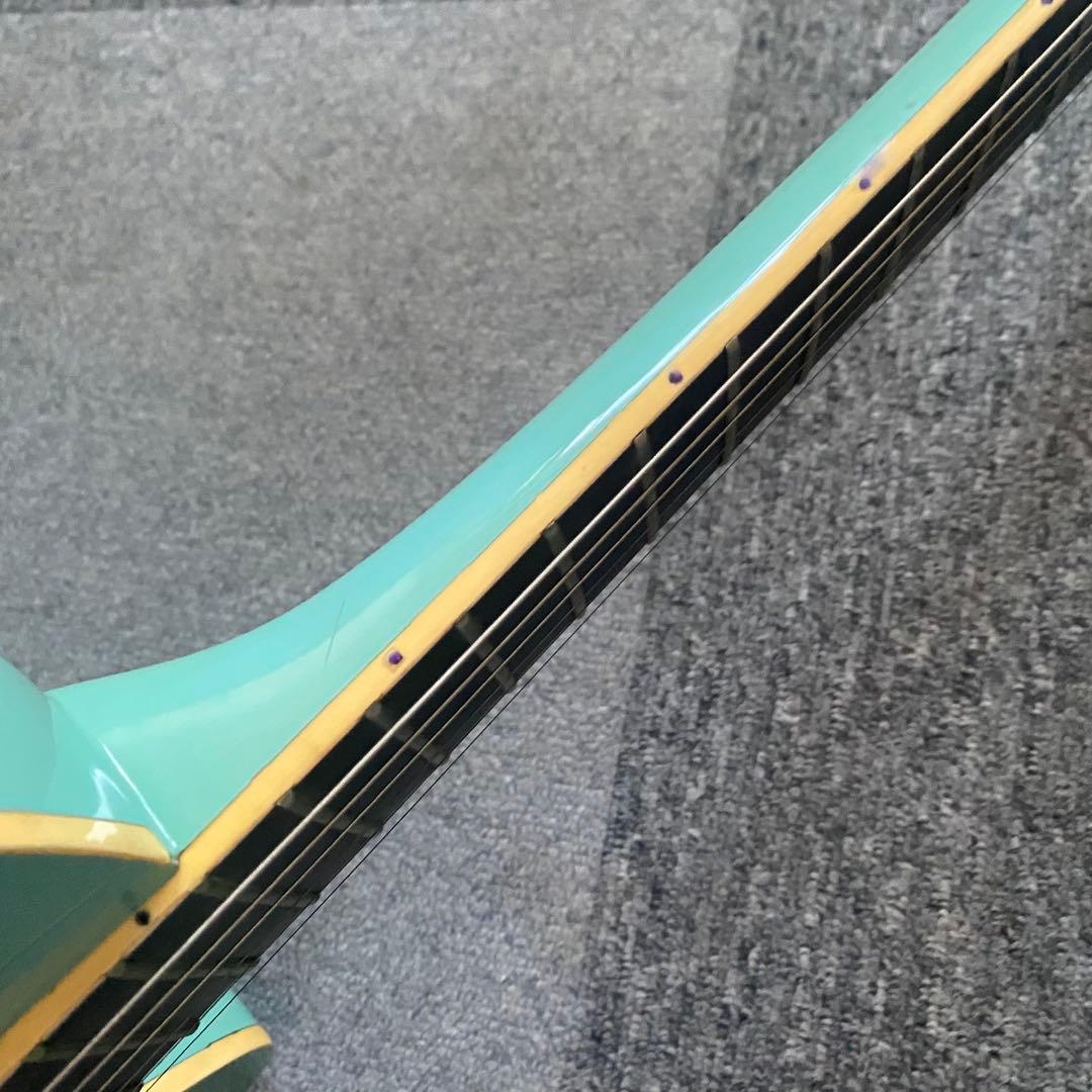 椎名林檎 愛用 デューセンバーグ グレッチタイプセミアコ ノーブランド