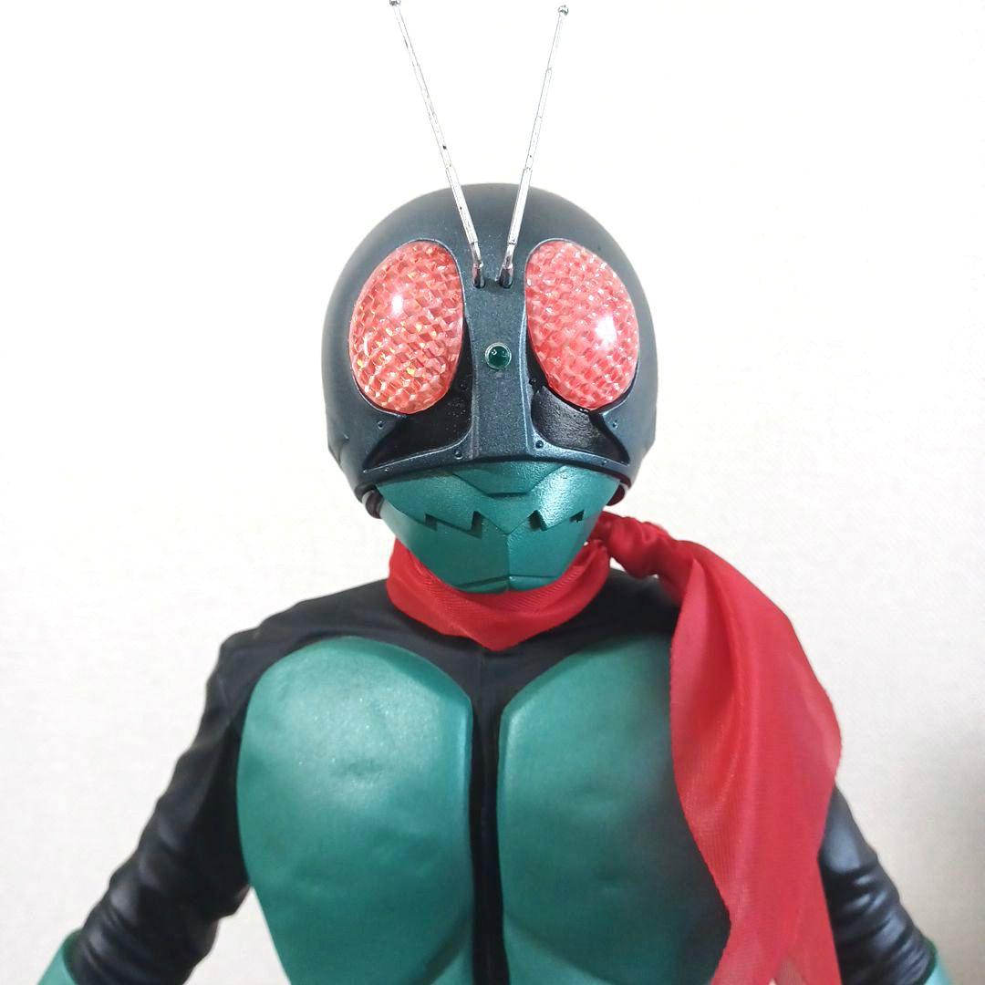 unifive 英雄烈伝 仮面ライダー 本郷猛と仮面ライダー旧1号のフィギュア