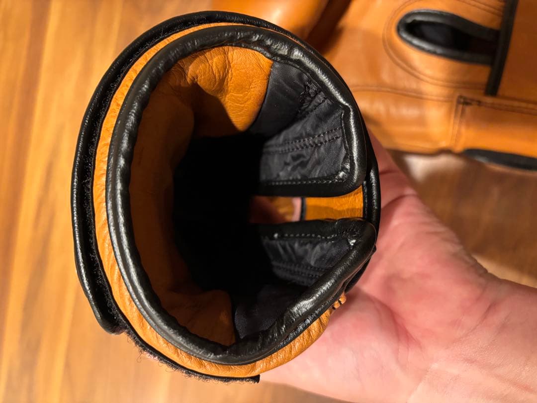 金欠学園長 　WINDY ボクシンググローブ ブラウン