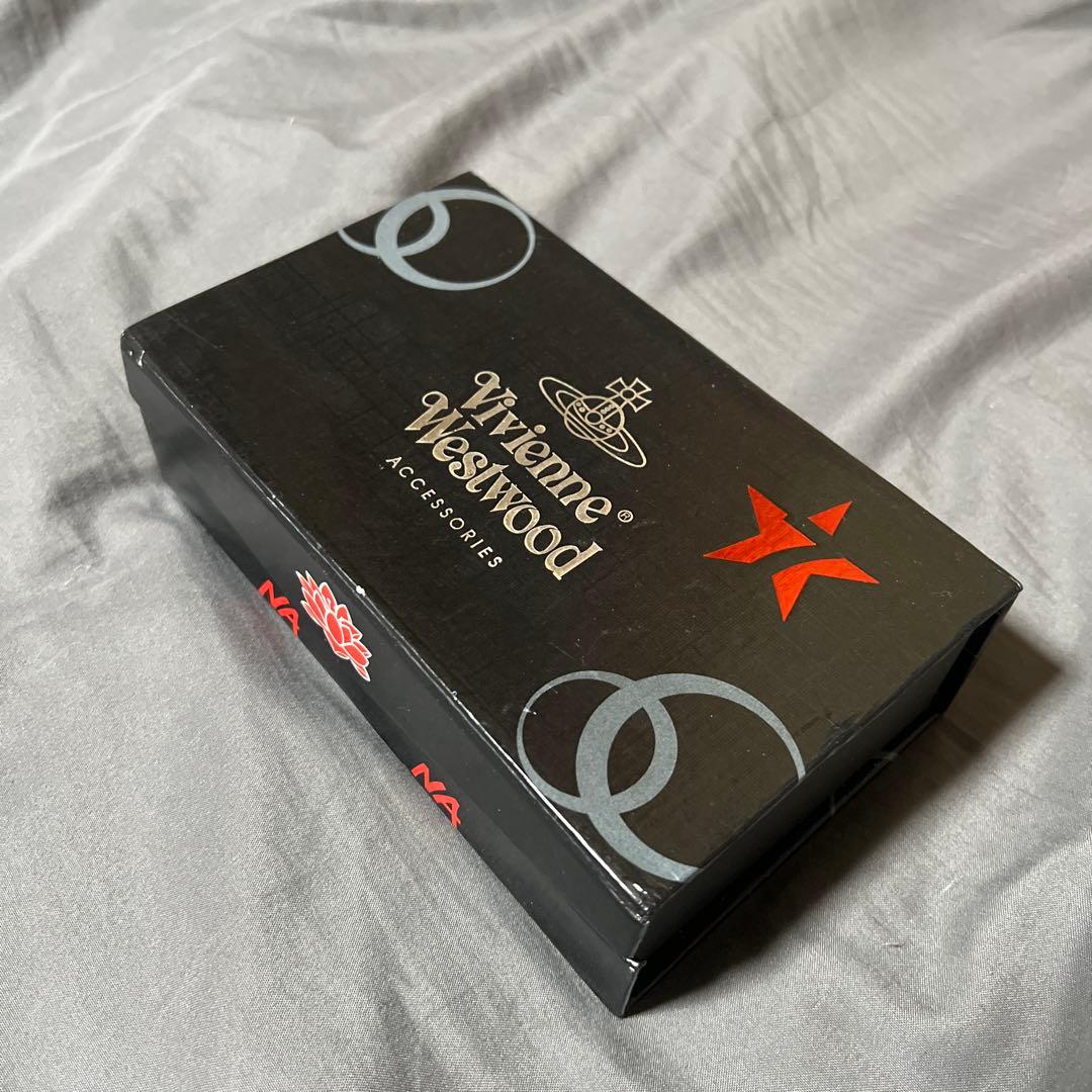 むぎ茶　NANA Vivian Westwood オーブライター