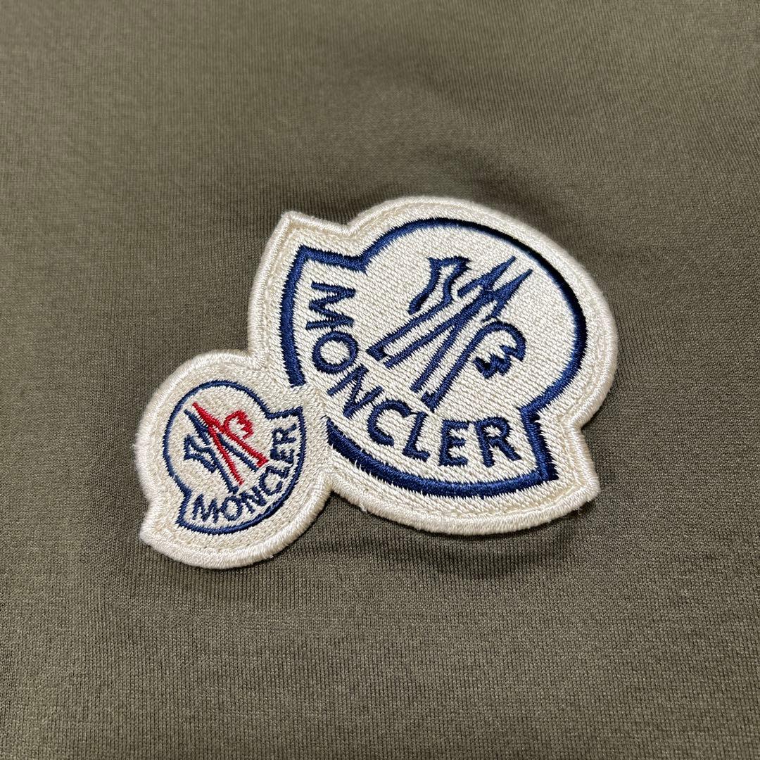 【美品】MONCLER カーキ　ダブルワッペン　Tシャツ Lサイズ