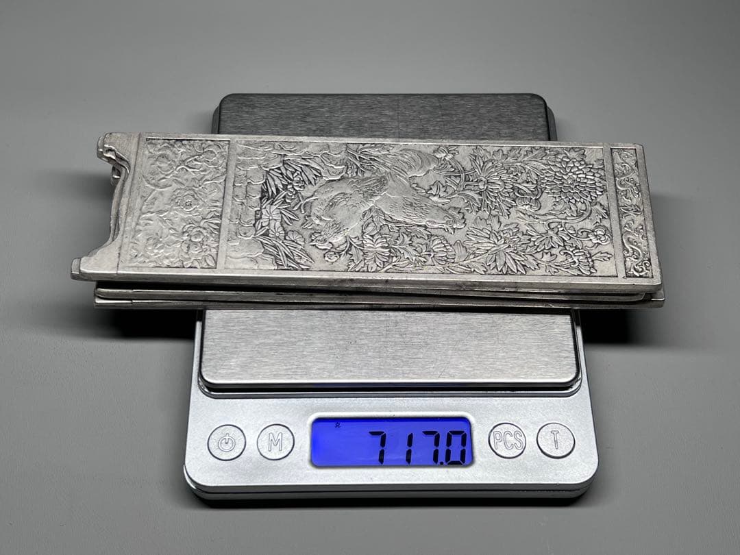 中国美術　春夏秋冬4枚セット　文鎮　金属工芸　浮彫　刻印あり　厚重　コレクション