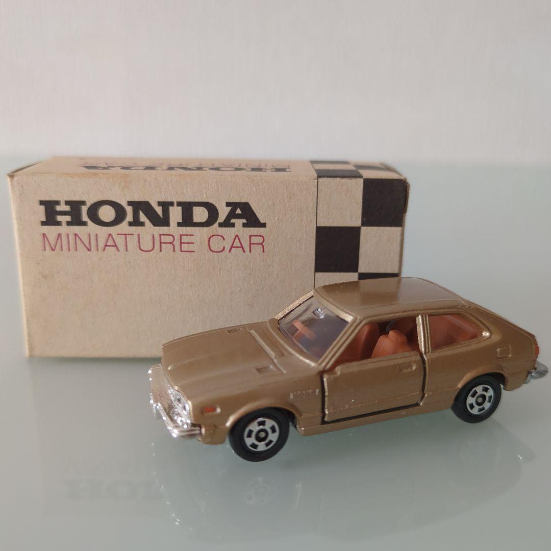 HONDA アコード(GL) ヒストリーミニカー ゴールド