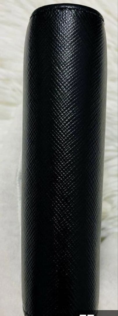 PRADA 二つ折り財布 ラウンドファスナー 黒