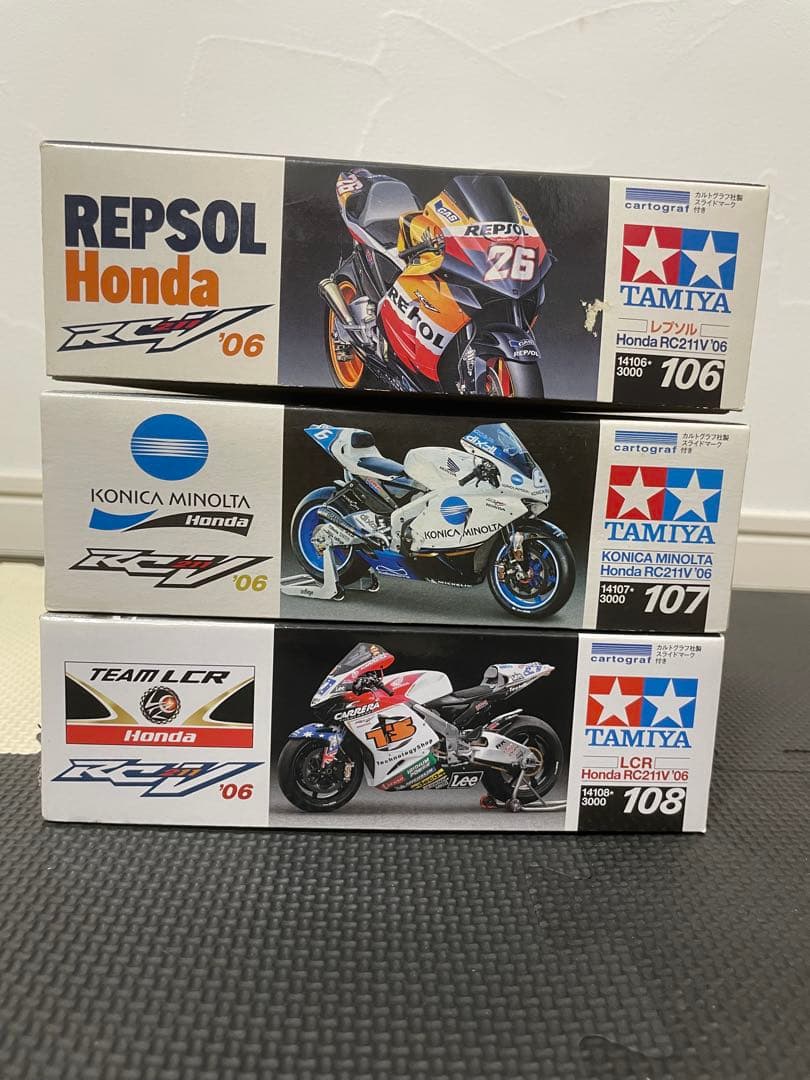 1/12 Honda RC211V '06 フロントフォークセット×3