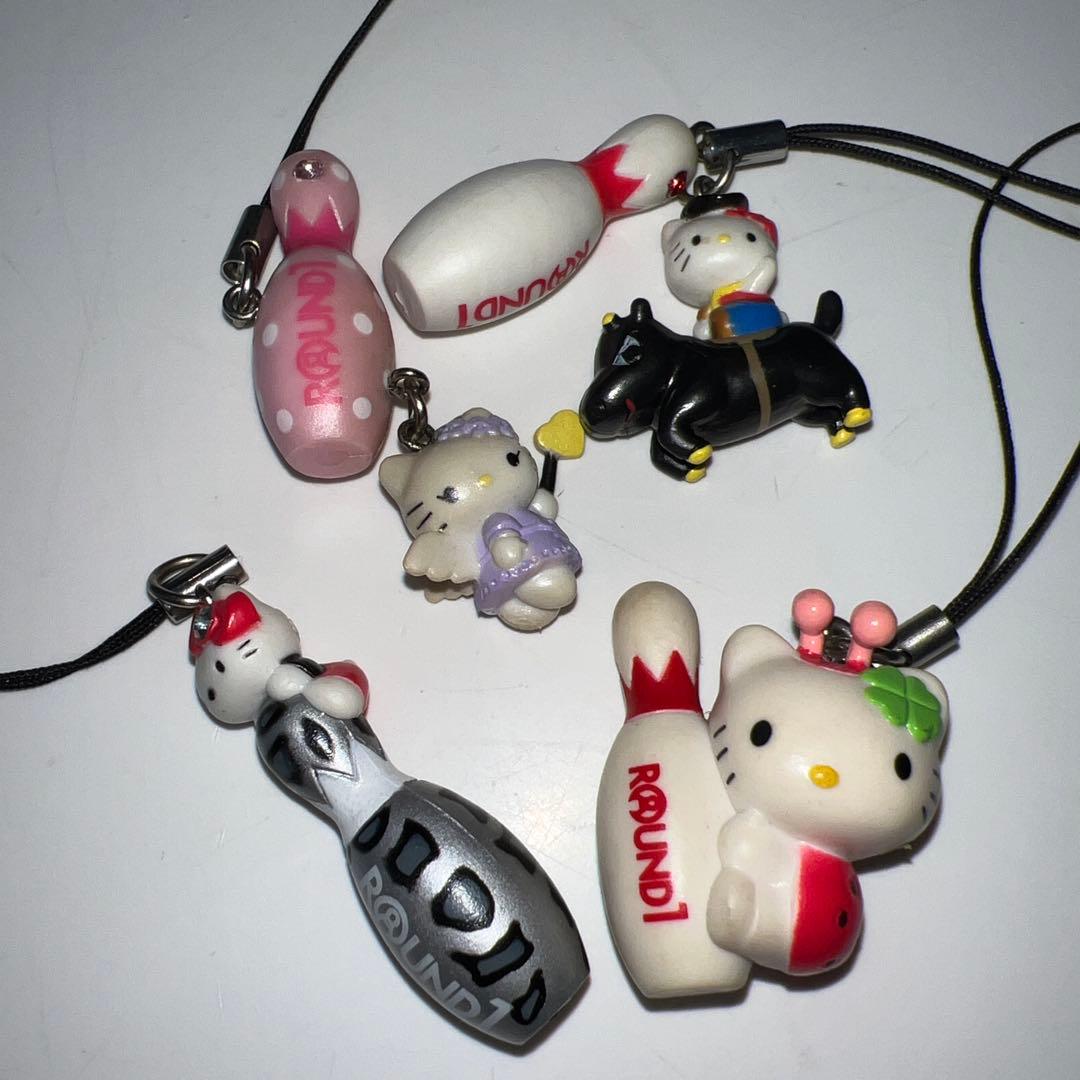 ハローキティ　ラウンドワン　ストラップ16個　非売品　レア