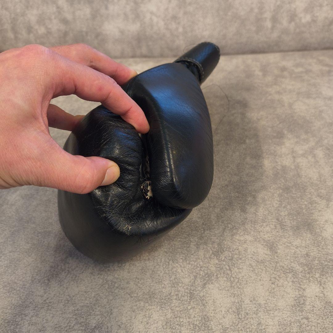 Winning ボクシンググローブ 8oz 黒色 バンテージおまけ