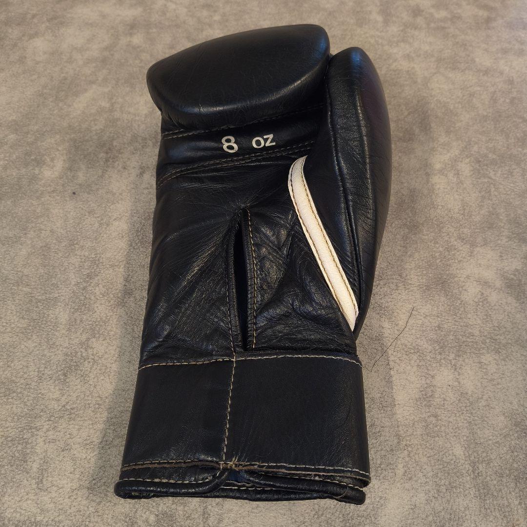 Winning ボクシンググローブ 8oz 黒色 バンテージおまけ