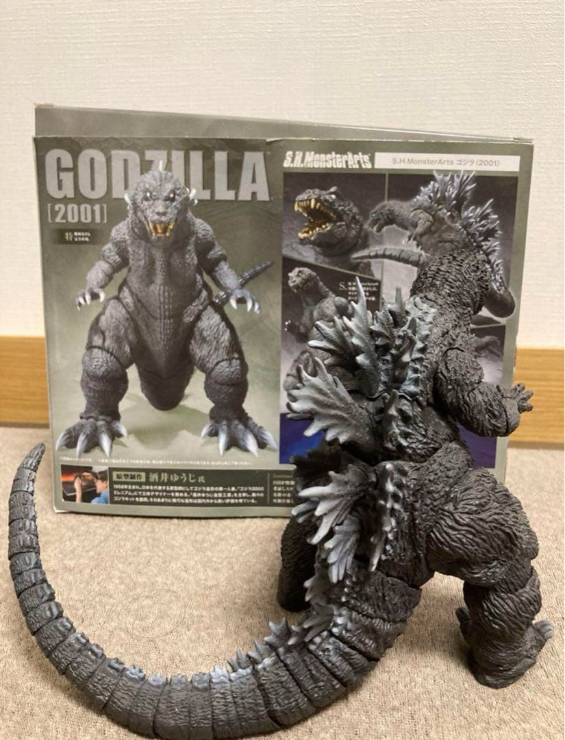 S.H.MonsterArts ゴジラ　2001