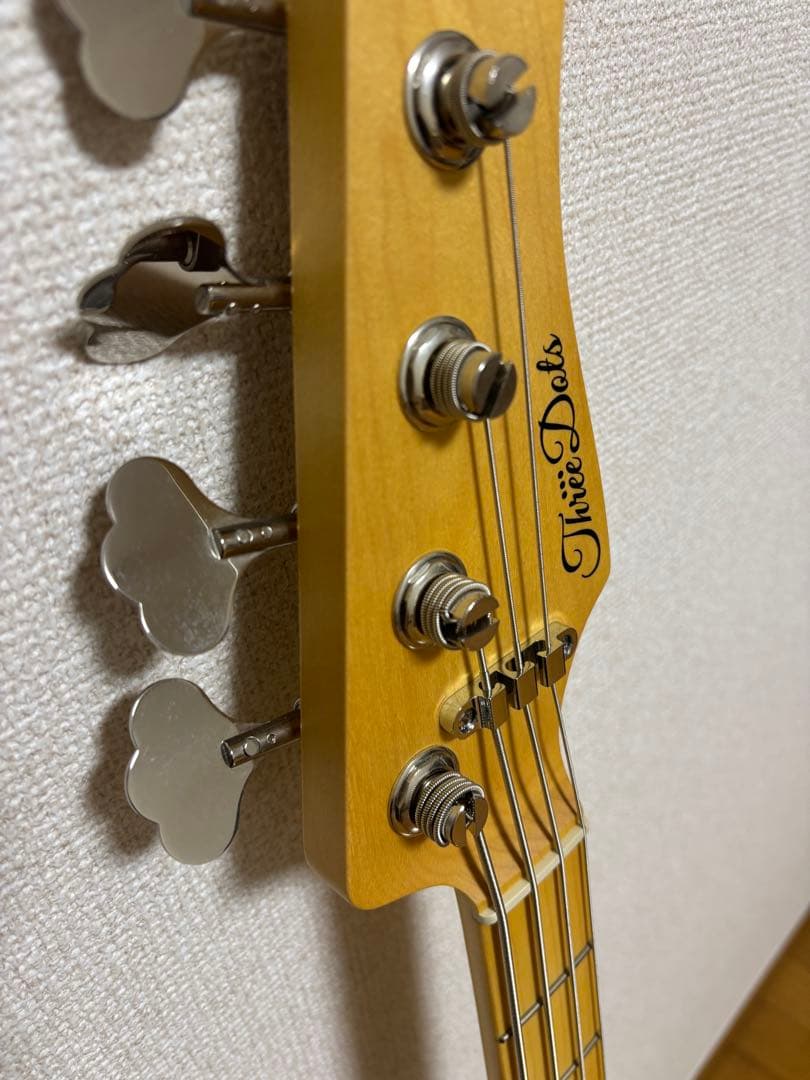 ベース Three Dots Guitars FB