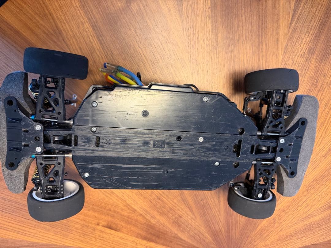 タミヤ　サンワ　ヨコモ　ラジコン