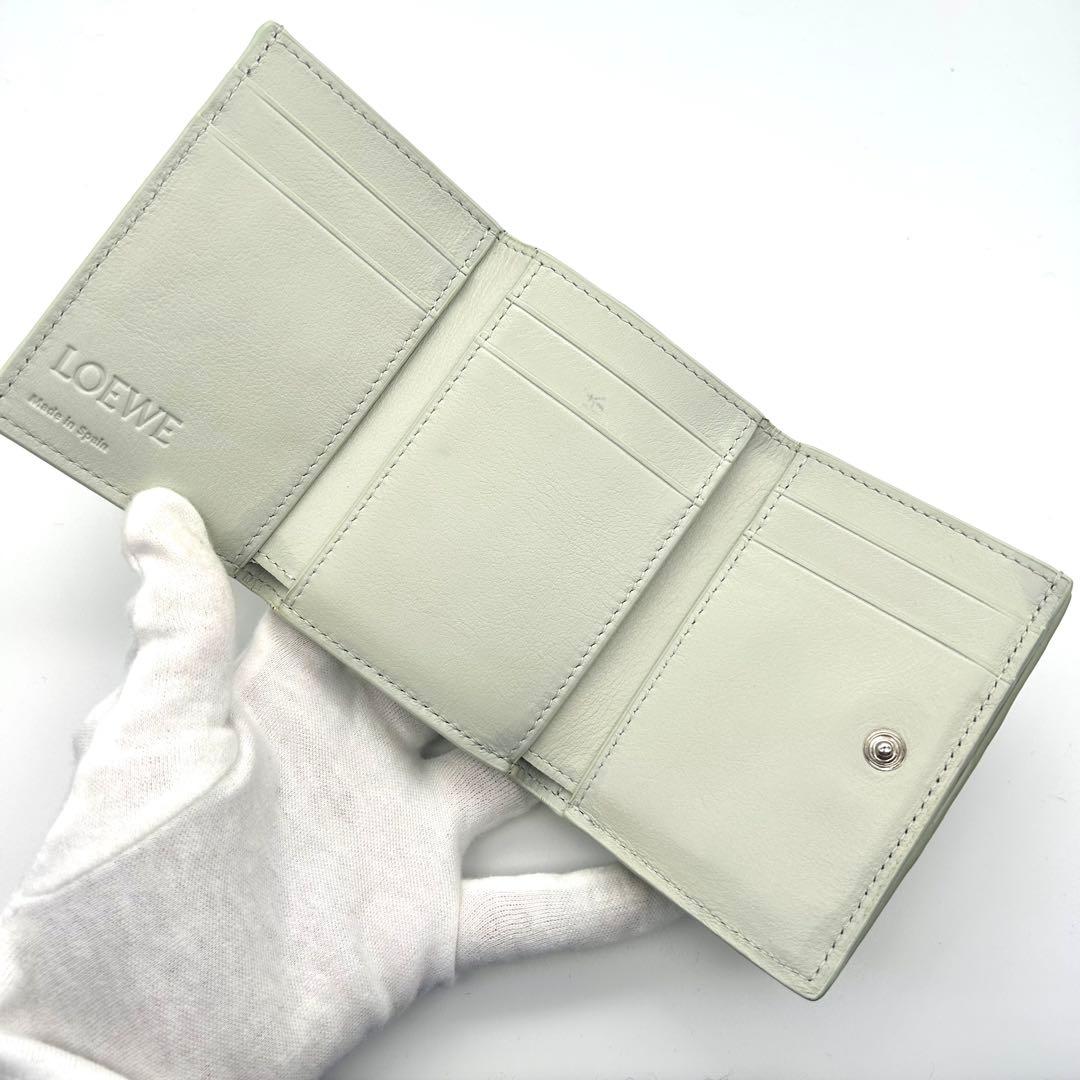 【ぷーちゃん】 ロエベ アナグラム トライフォールド ウォレット