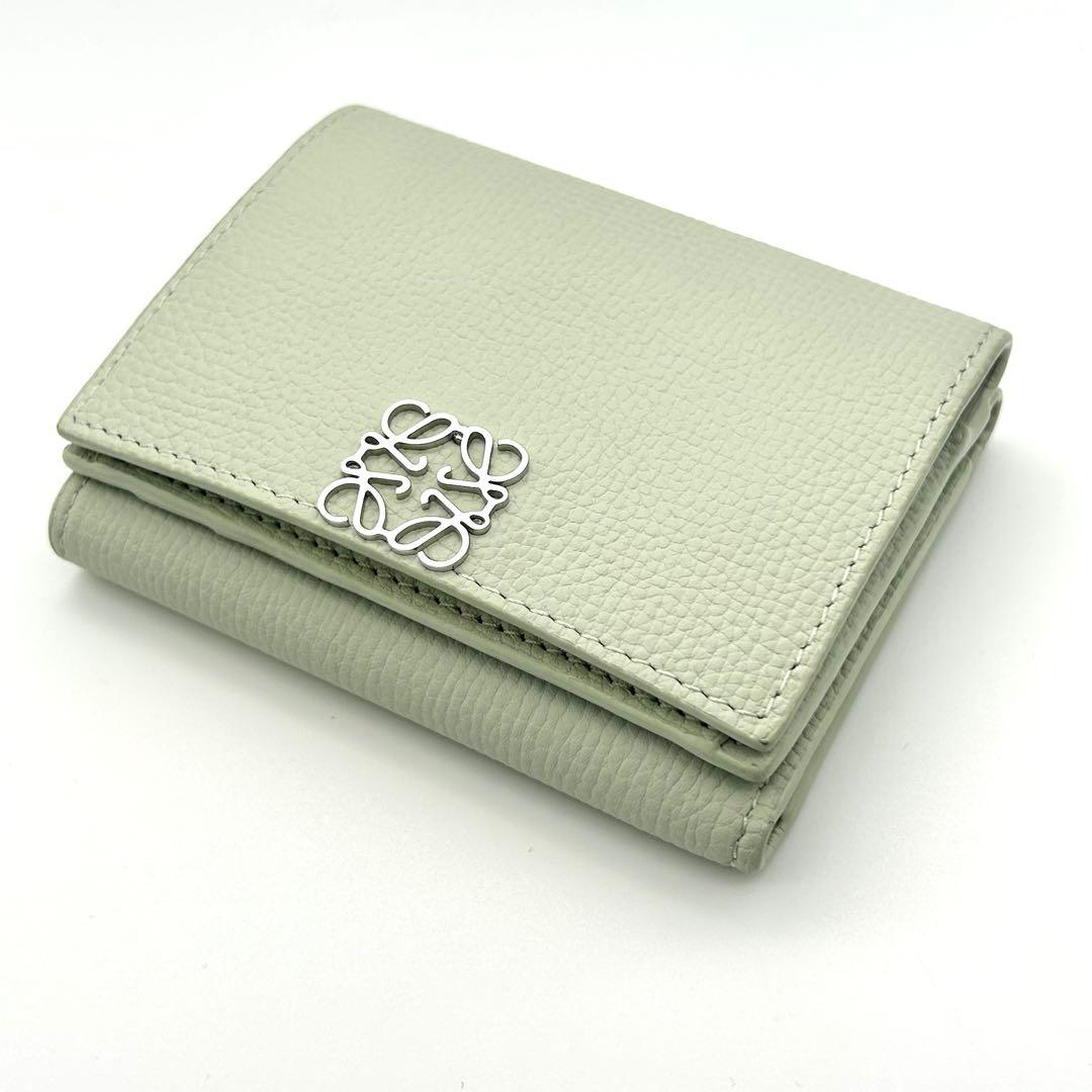【ぷーちゃん】 ロエベ アナグラム トライフォールド ウォレット