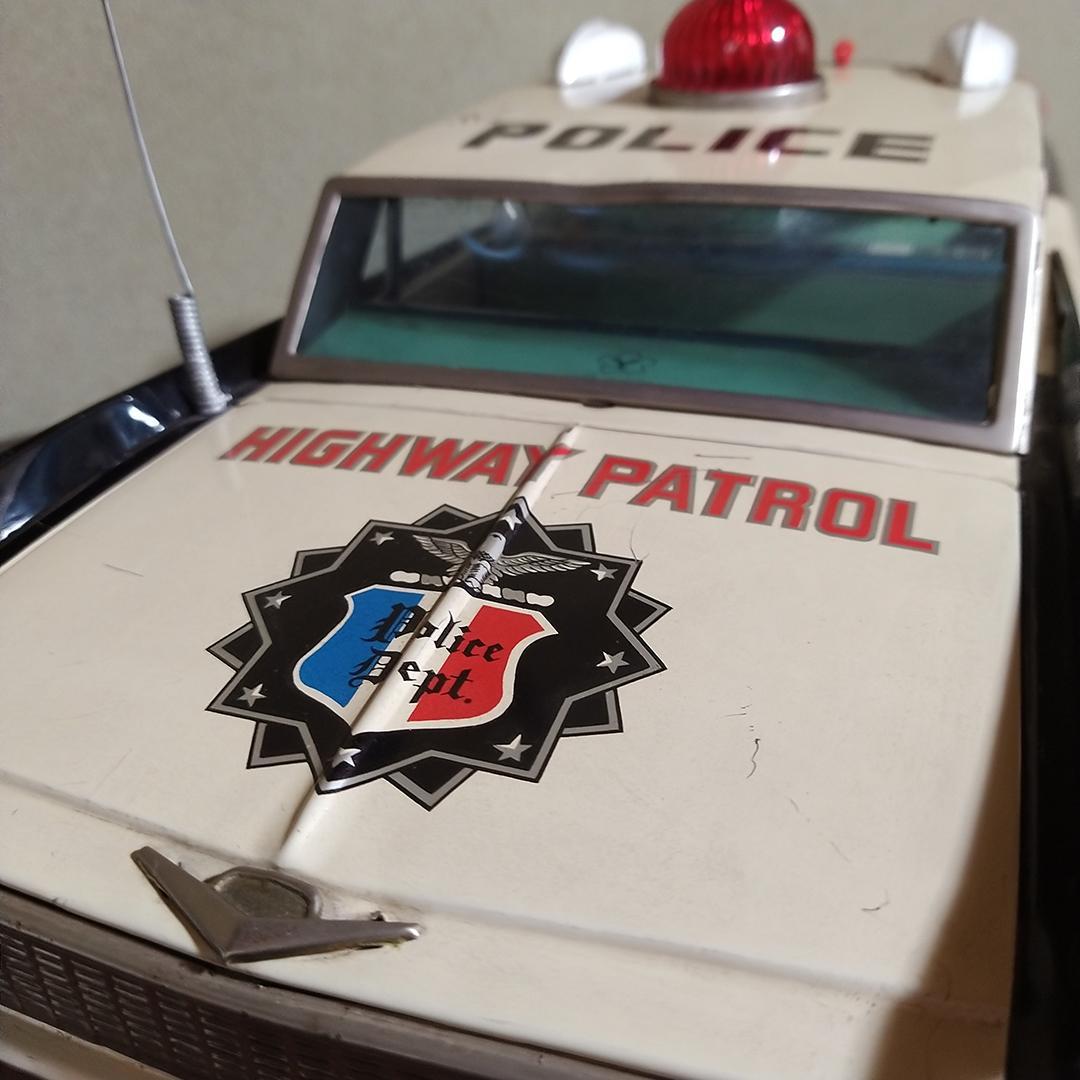 E*S様 ヨネザワ キャデラック パトカー ブリキ