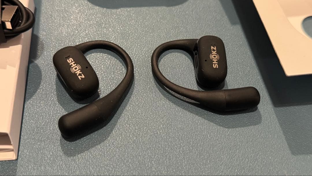 SHOKZ OPENFIT ワイヤレスイヤホン ブラック