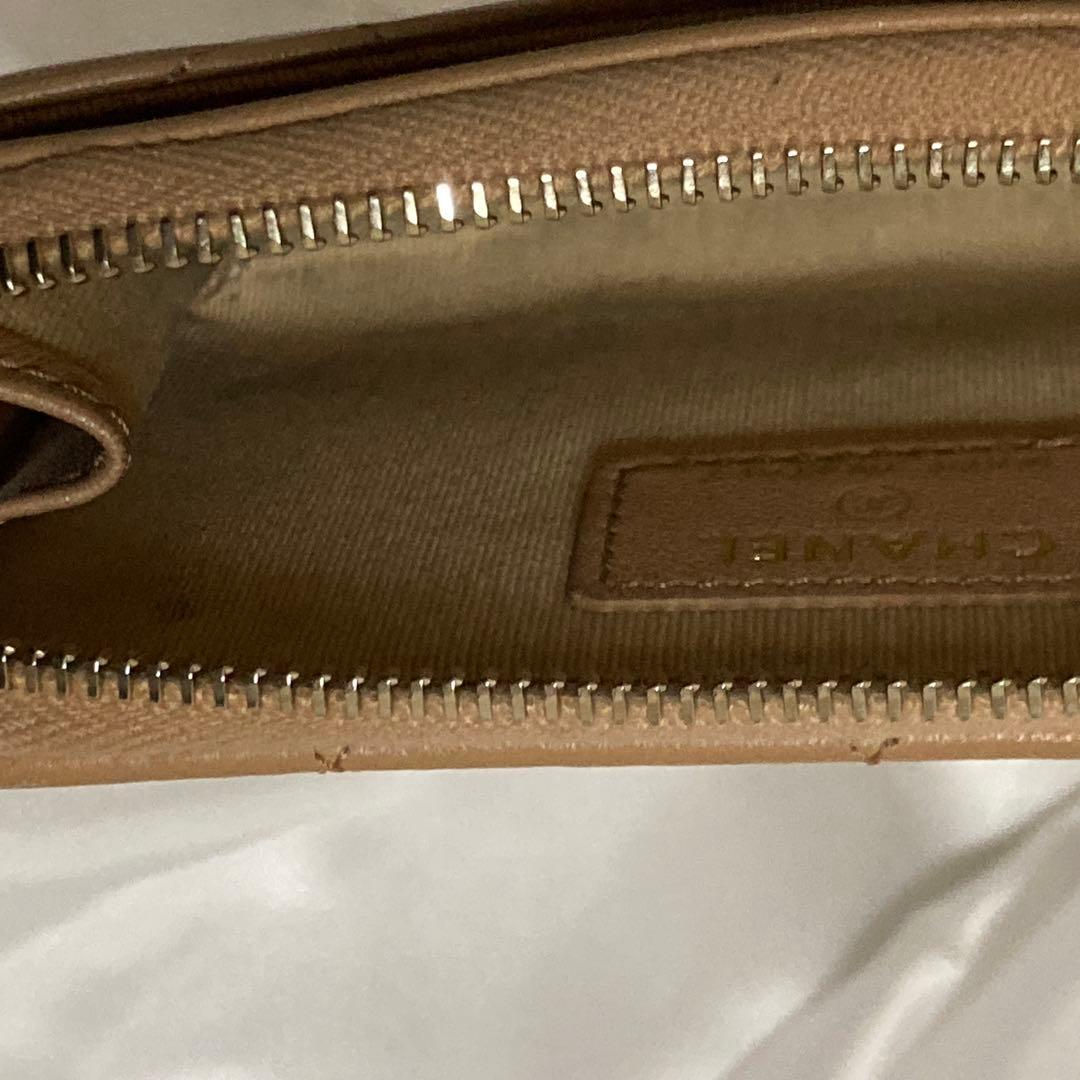 CHANEL 二つ折り財布 ベージュ キルティング