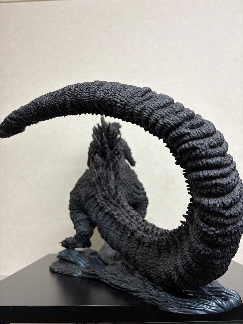 東宝30cmシリーズ　日比谷ゴジラスクエア　ゴジラ像　現状品