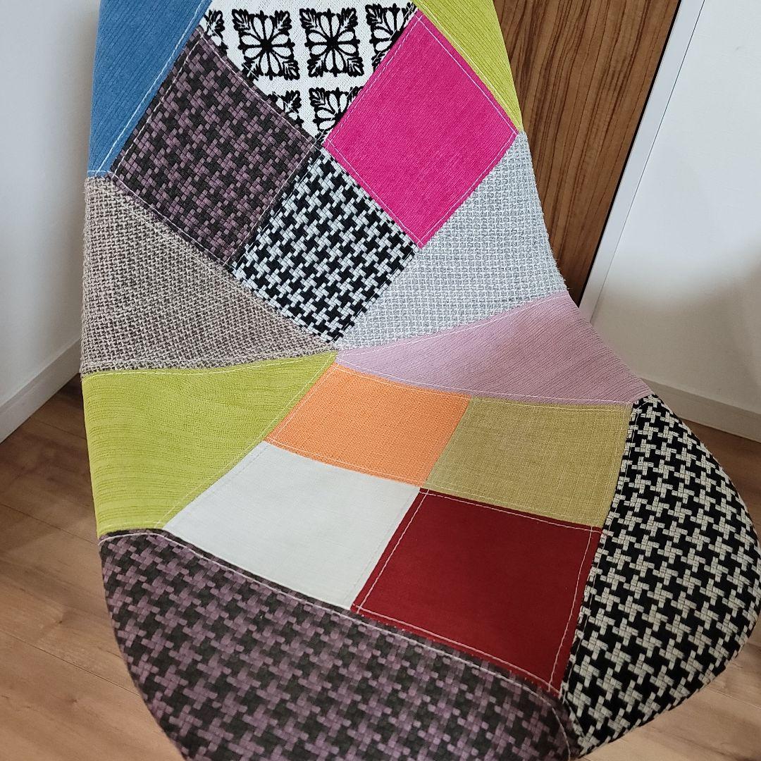 ホワイト円形テーブル パッチワーク　椅子　セットで！　宝塚市発