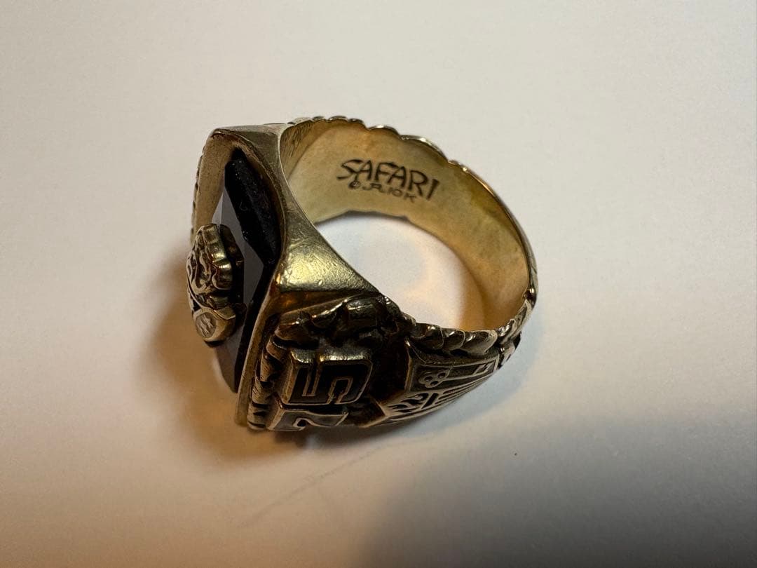 ヴィンテージ 10K ゴールド クラスリング SAFARI