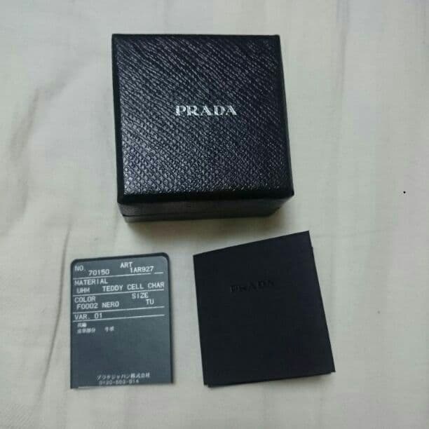 値下げ【新品】PRADA くまストラップ