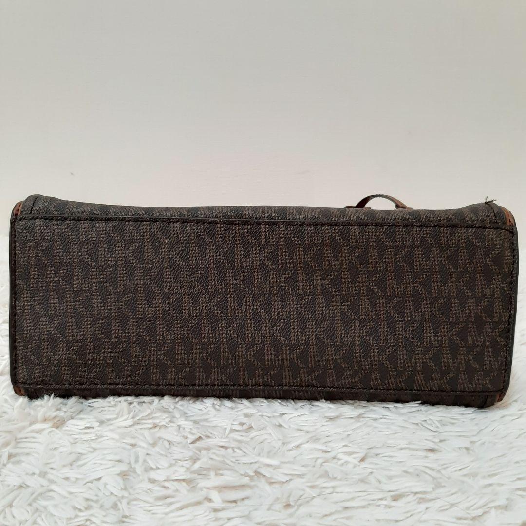 MICHAEL KORS　マイケルコース　ハンドバッグ　チャーム付き　ブラウン
