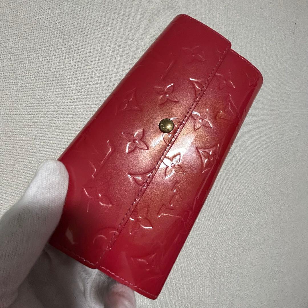 ・ルイヴィトン ヴェルニ 二つ折り長財布 正規品 鑑定済みLOUISVITTON