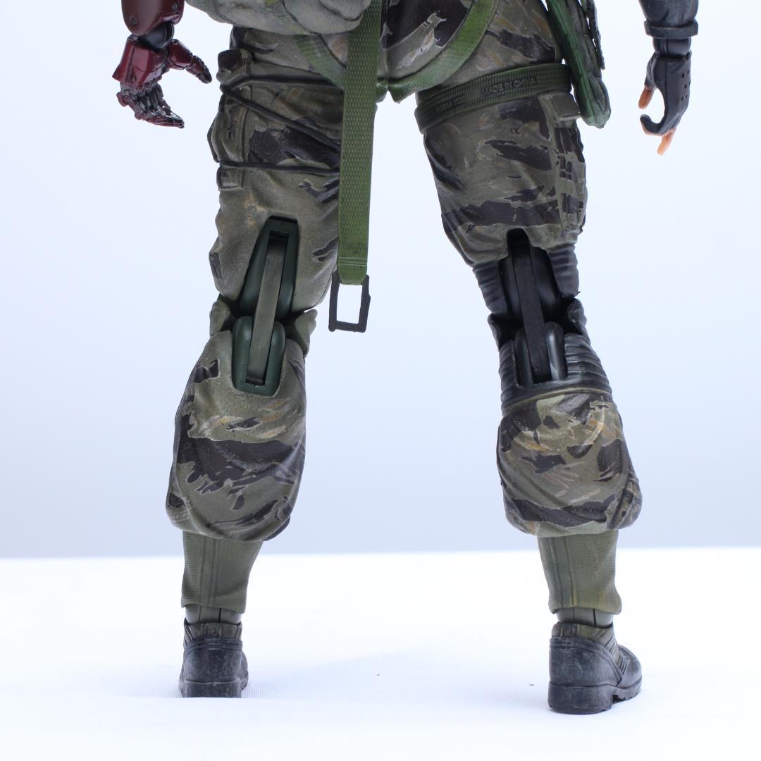 L GEAR SOLID V TPP プレイアーツ改 ヴェノム・スネーク