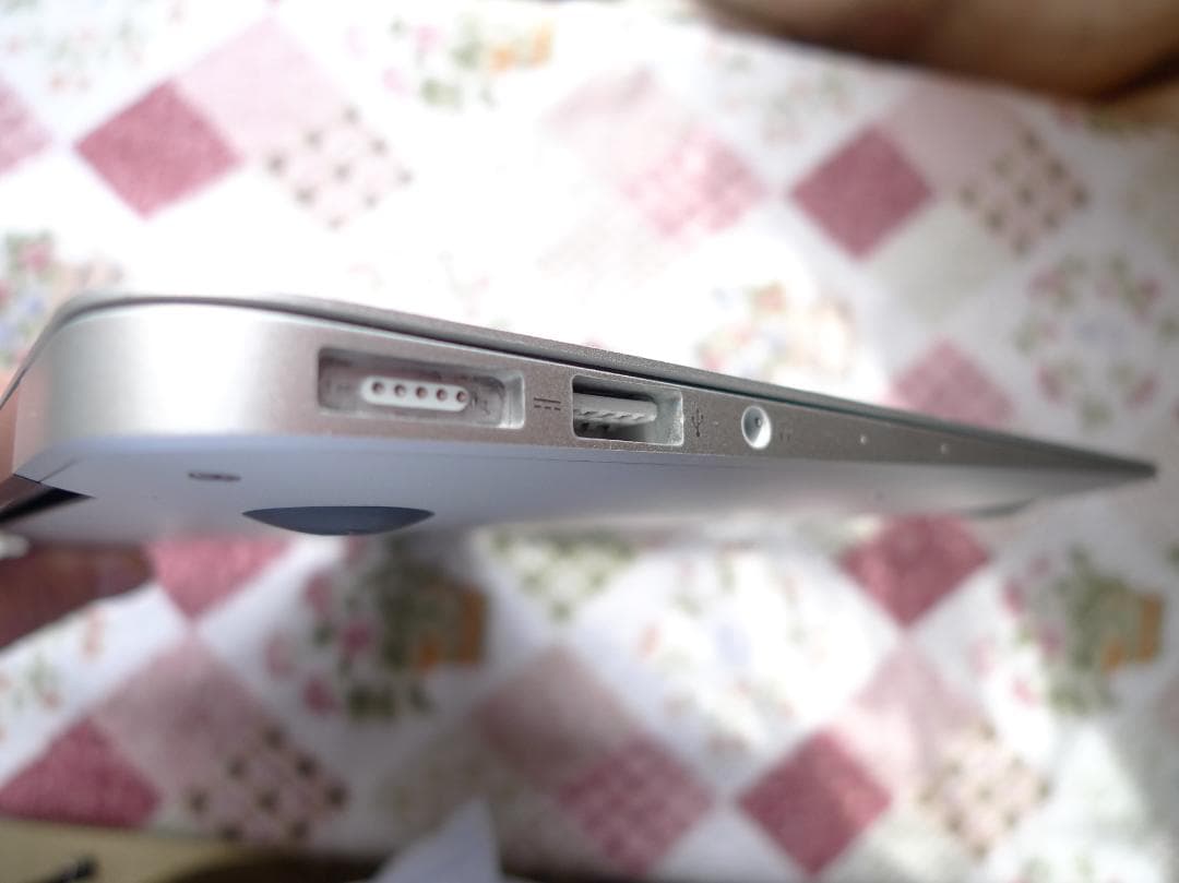 MacBook Air 11インチ　2013　ジャンク