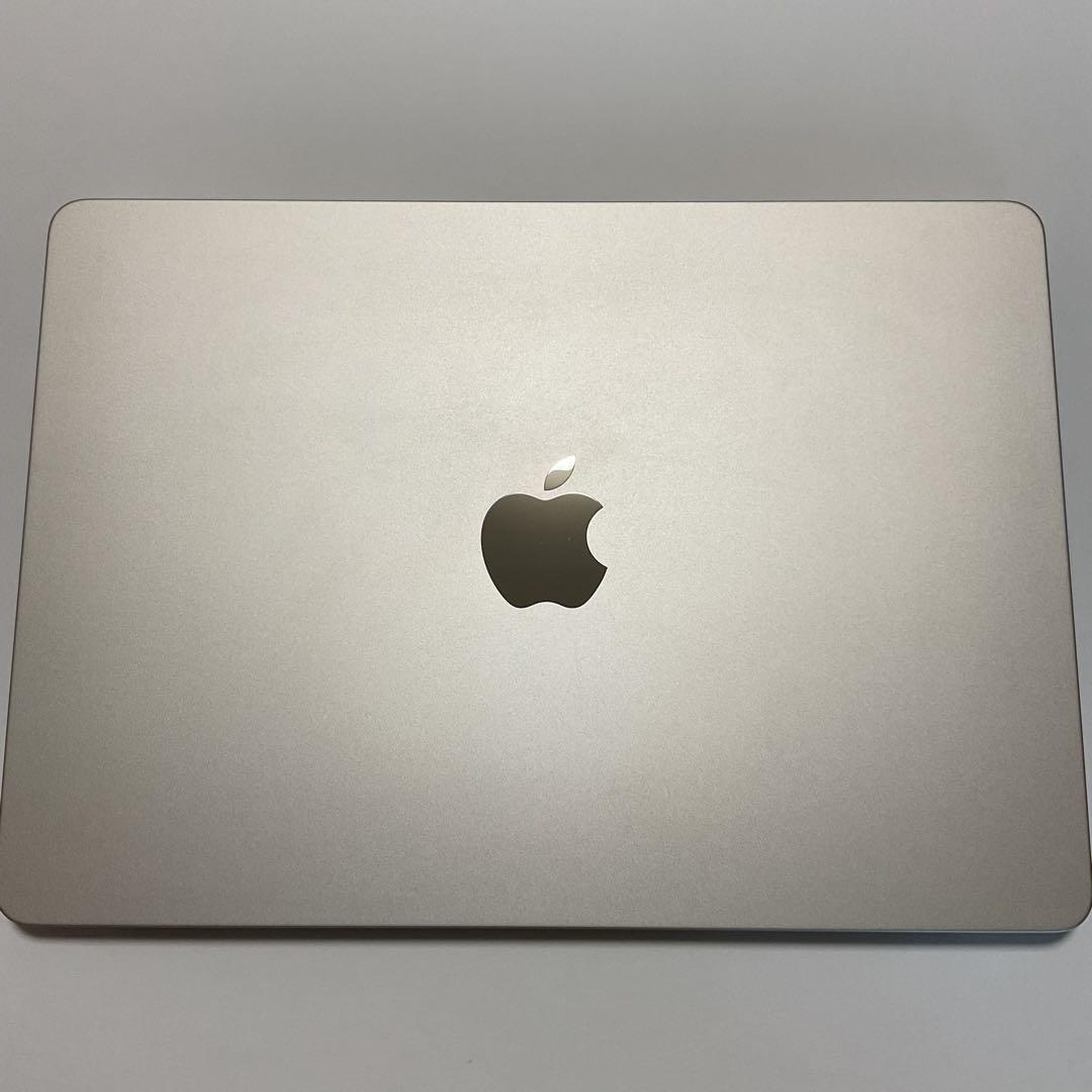 【美品、容量100%、ケース付】MacBook Air M2 8GB/256GB